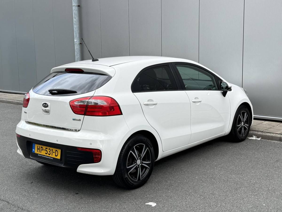 Kia Rio Kia Rio 1.2 CVVT DynamicLine | Navi | Camera | Stoelverwarming | NW APK