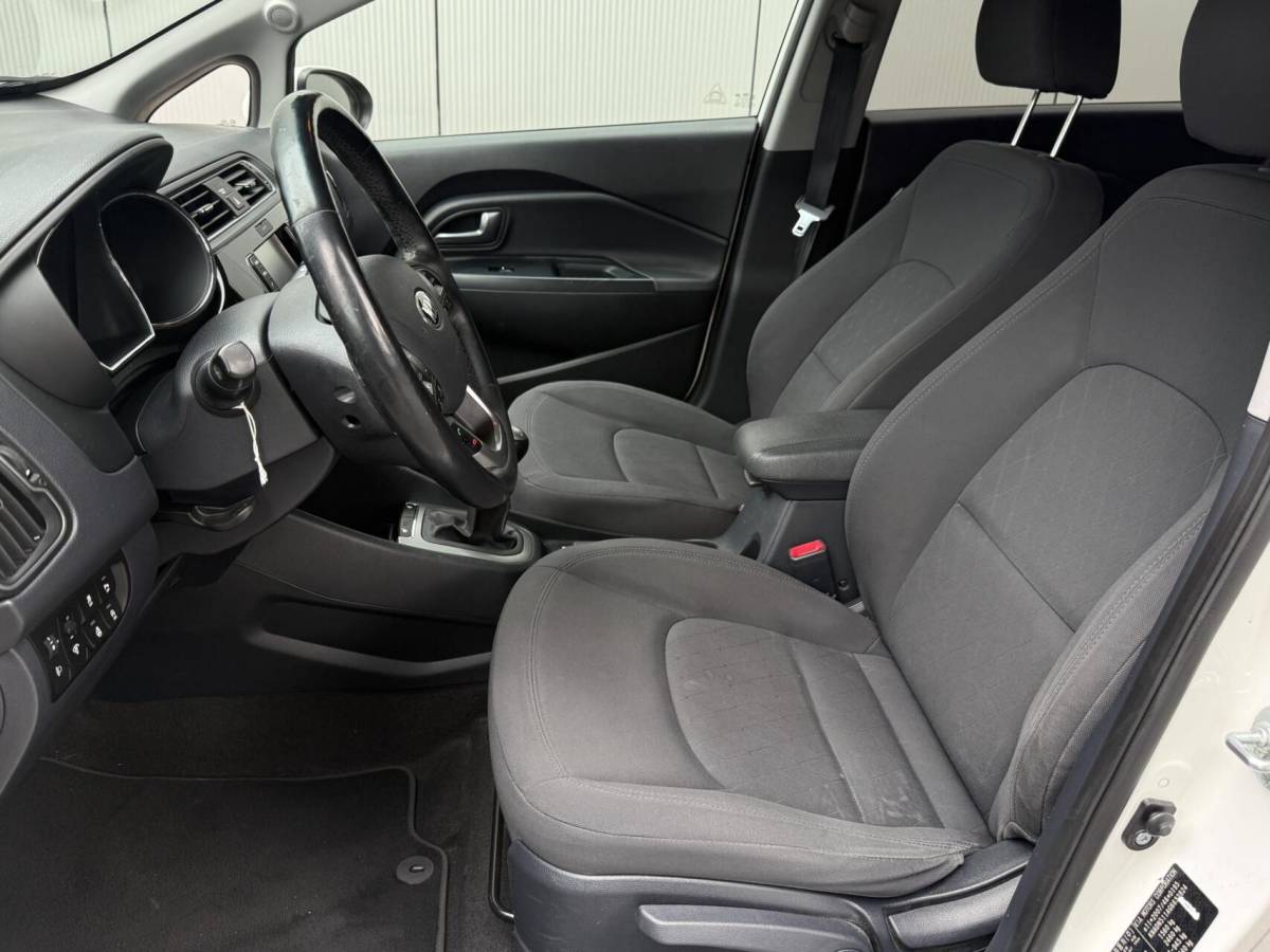 Kia Rio Kia Rio 1.2 CVVT DynamicLine | Navi | Camera | Stoelverwarming | NW APK