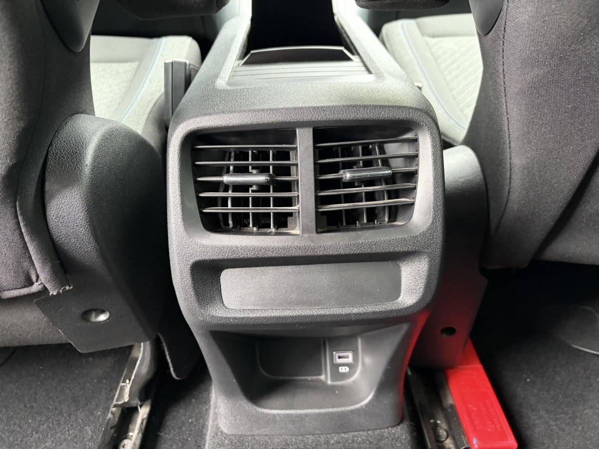 Peugeot e-Rifter Peugeot e-Rifter EV Allure Pack 50 kWh SOH 100%!| APPLE CARPLAY + ANDROID AUTO| STANDKACHEL|  DUBBELE SCHUIFDEUREN| RIJKLAARPRIJS INCL. 12 MND BOVAG GARANTIE