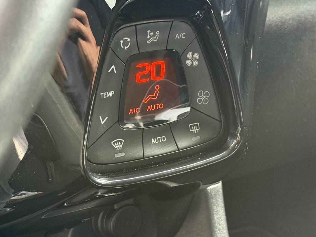 Peugeot 108 Peugeot 108 1.0 e-VTi Allure | Climate Control | Camera | NW APK!
