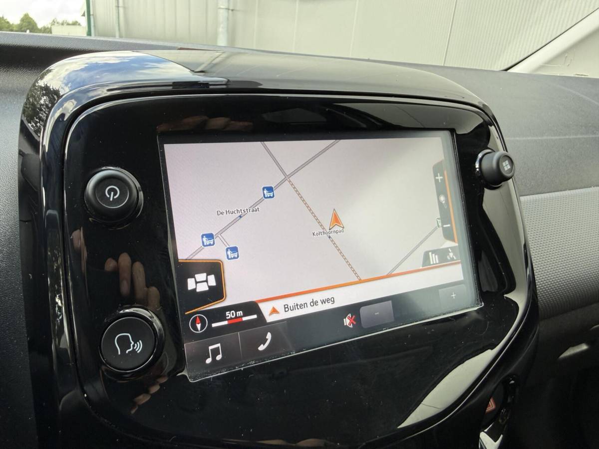 Peugeot 108 Peugeot 108 1.0 e-VTi Allure | Climate Control | Camera | NW APK!