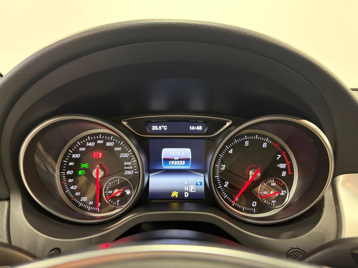 Mercedes-Benz CLA Mercedes-Benz CLA-klasse 180 Business Solution AMG*NAP*Automaat*Stoelverwarming*Navi*Cruise-Control*
