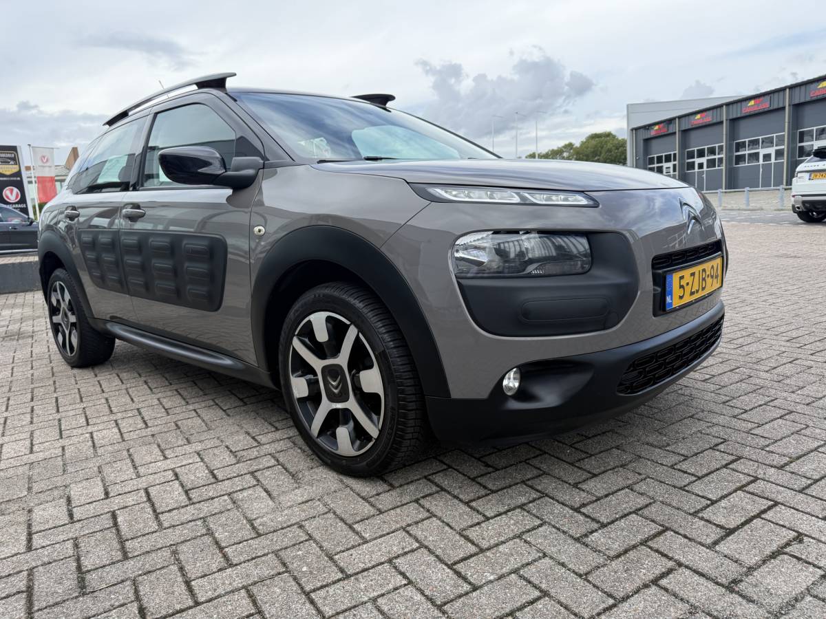 Citroën C4 Cactus Citroën C4 Cactus 1.2 VTi Feel Navigatie, Luxe intr, Climate contr, Cruise contr, etc..