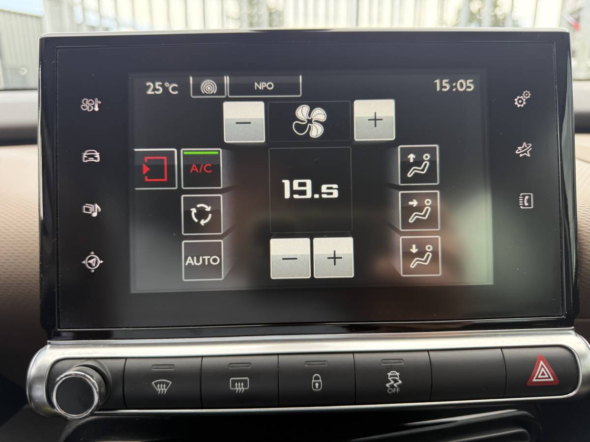 Citroën C4 Cactus Citroën C4 Cactus 1.2 VTi Feel Navigatie, Luxe intr, Climate contr, Cruise contr, etc..