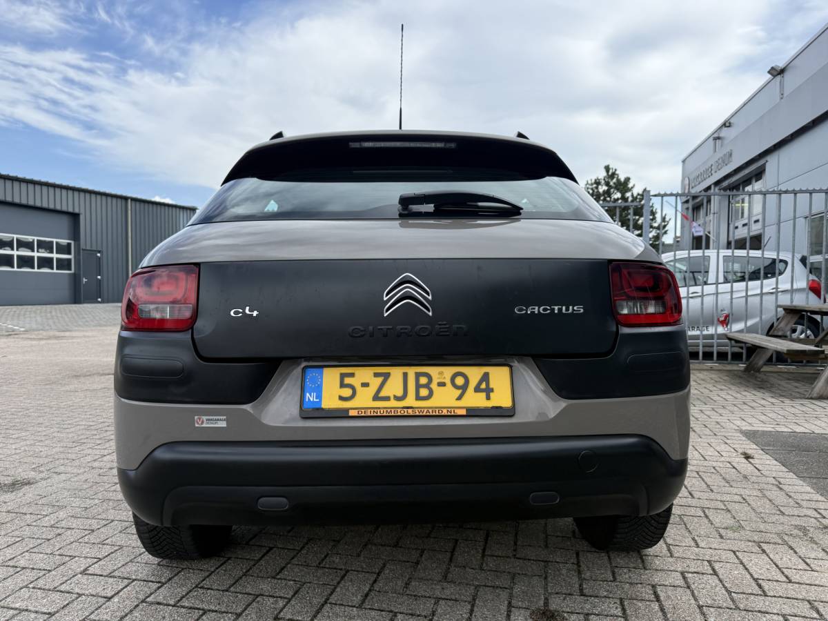 Citroën C4 Cactus Citroën C4 Cactus 1.2 VTi Feel Navigatie, Luxe intr, Climate contr, Cruise contr, etc..
