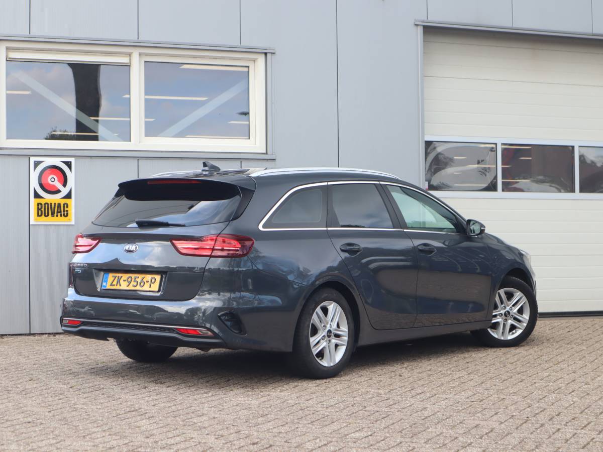 Kia Ceed Sportswagon Kia Ceed Sportswagon 1.0 T-GDi DynamicLine / Trekhaak / Camera / Carplay