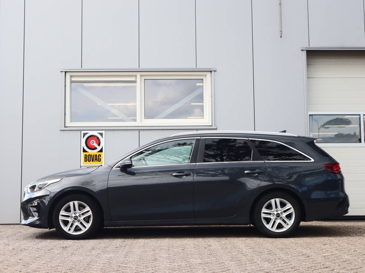 Kia Ceed Sportswagon Kia Ceed Sportswagon 1.0 T-GDi DynamicLine / Trekhaak / Camera / Carplay