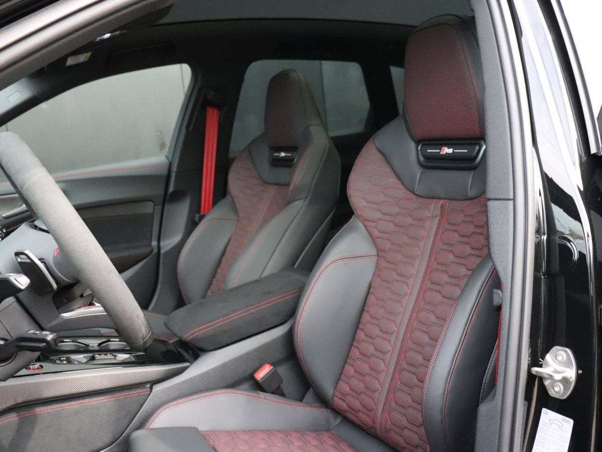 Audi RS5 Audi RS5 Avant e-hybrid quattro NIEUW !!! DIRECT LEVERBAAR | KERAMISCH | LEDER | MEMORY | B&O | 360° CAMERA | HEAD-UP | STOELVERK. | ADAPT. CRUISE | NAVI |
