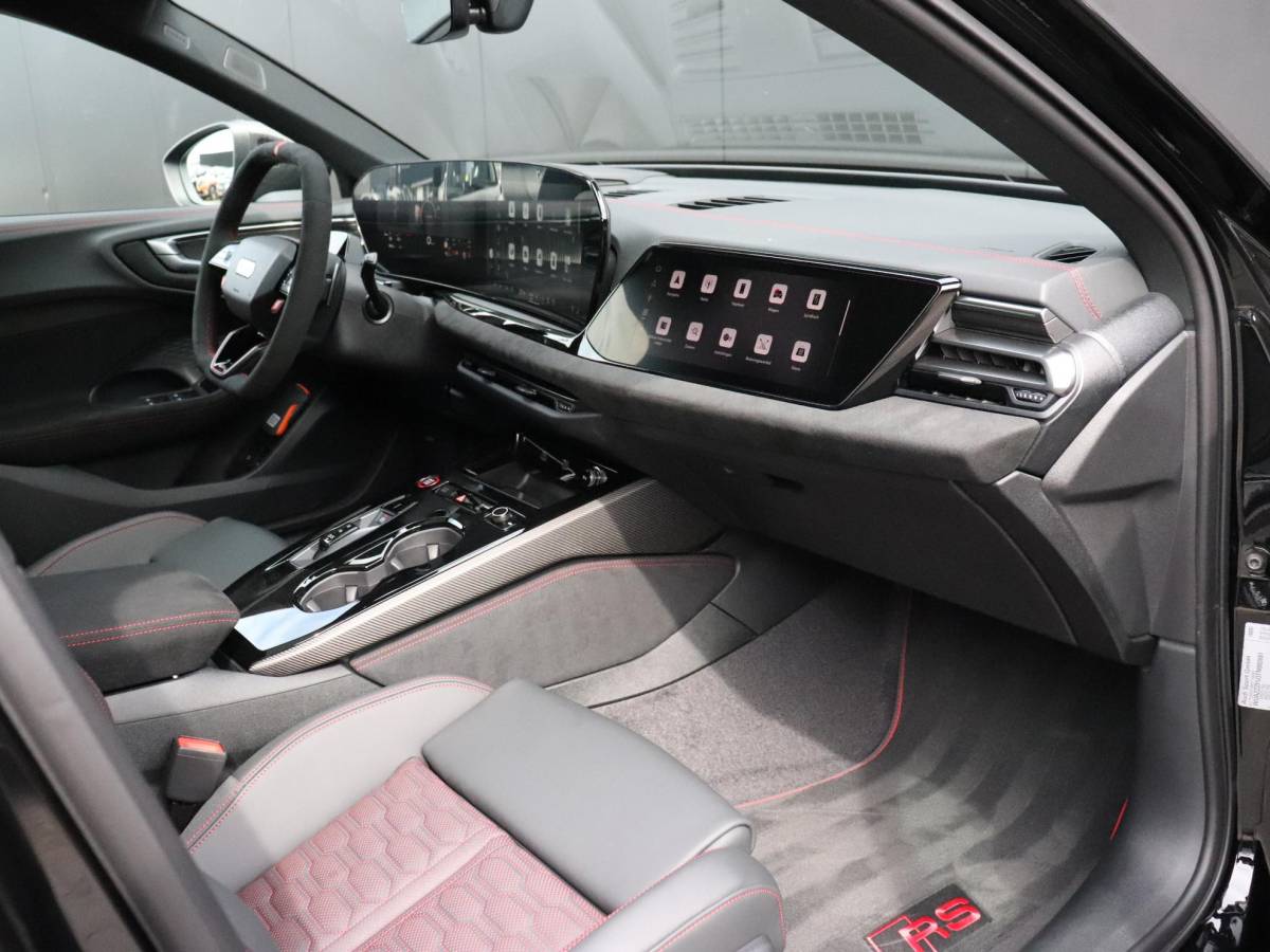 Audi RS5 Audi RS5 Avant e-hybrid quattro NIEUW !!! DIRECT LEVERBAAR | KERAMISCH | LEDER | MEMORY | B&O | 360° CAMERA | HEAD-UP | STOELVERK. | ADAPT. CRUISE | NAVI |