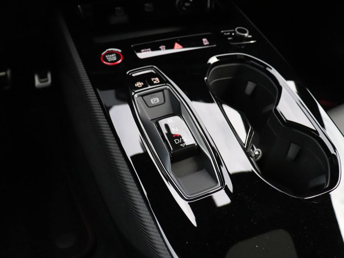Audi RS5 Audi RS5 Avant e-hybrid quattro NIEUW !!! DIRECT LEVERBAAR | KERAMISCH | LEDER | MEMORY | B&O | 360° CAMERA | HEAD-UP | STOELVERK. | ADAPT. CRUISE | NAVI |