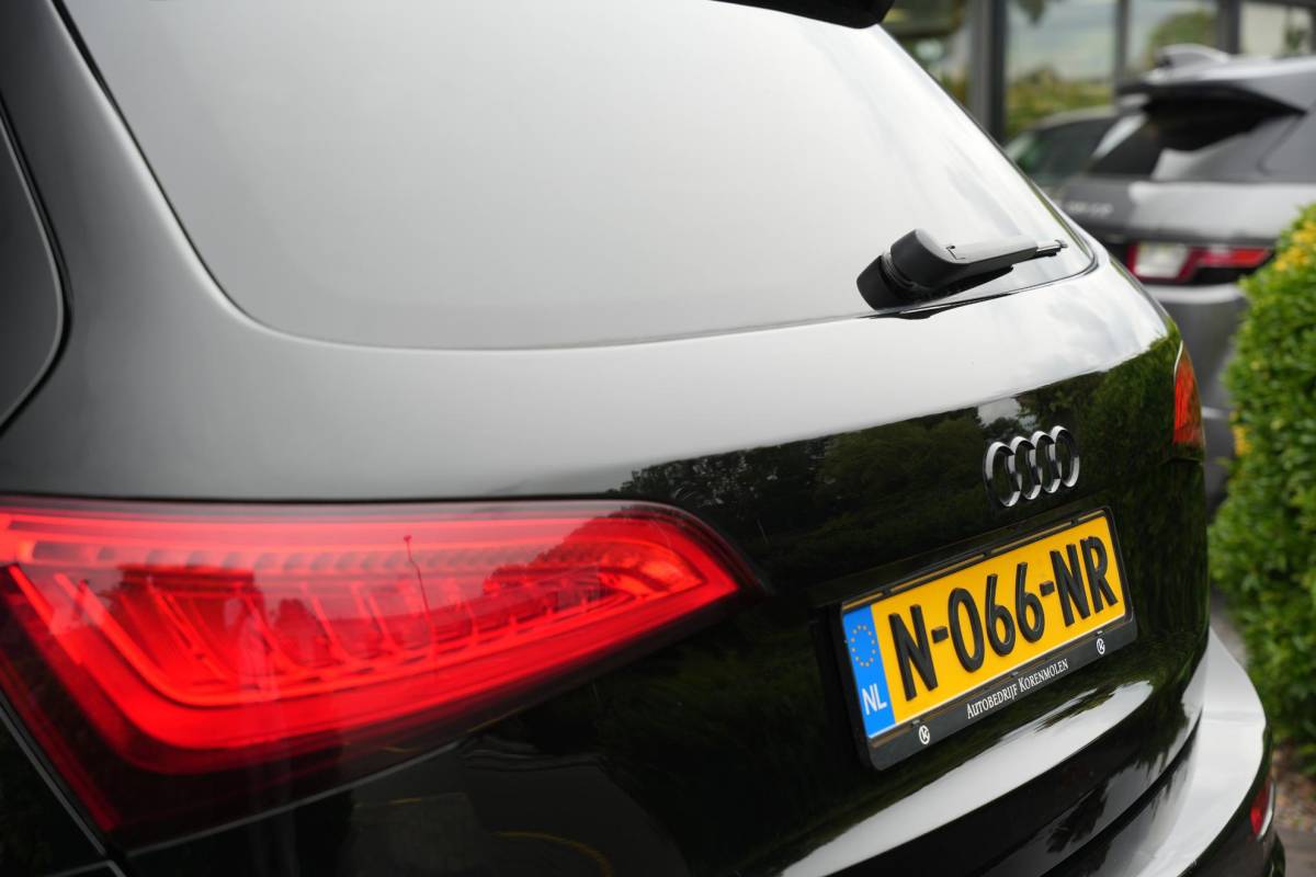 Audi Q5 Audi Q5 3.2 TFSI quattro S Edition S Line Cruise B&O Leer Elektrische Stoelen SQ5 Look