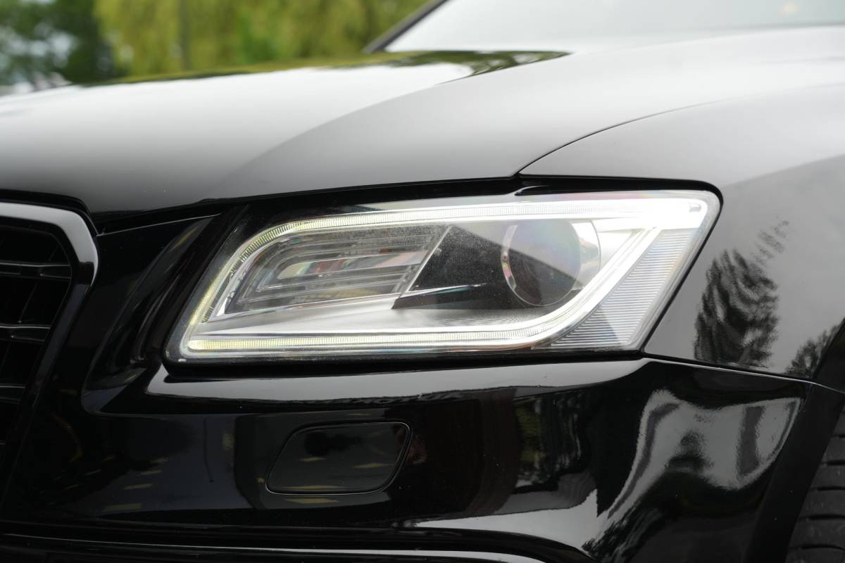 Audi Q5 Audi Q5 3.2 TFSI quattro S Edition S Line Cruise B&O Leer Elektrische Stoelen SQ5 Look