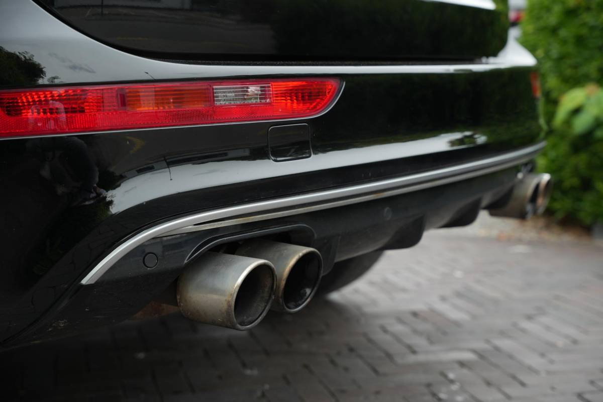 Audi Q5 Audi Q5 3.2 TFSI quattro S Edition S Line Cruise B&O Leer Elektrische Stoelen SQ5 Look