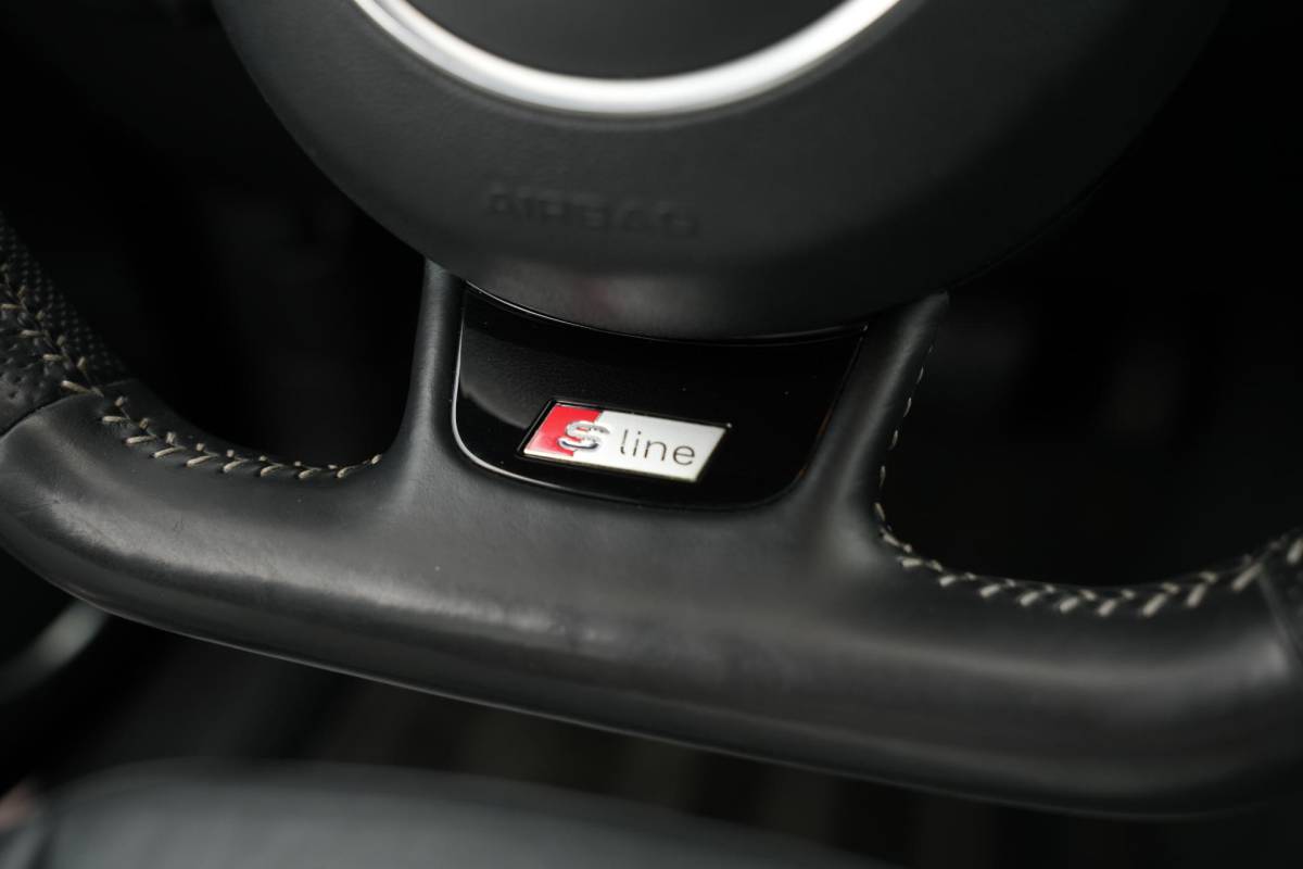 Audi Q5 Audi Q5 3.2 TFSI quattro S Edition S Line Cruise B&O Leer Elektrische Stoelen SQ5 Look