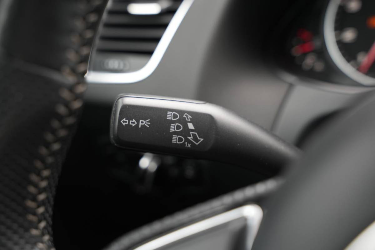 Audi Q5 Audi Q5 3.2 TFSI quattro S Edition S Line Cruise B&O Leer Elektrische Stoelen SQ5 Look