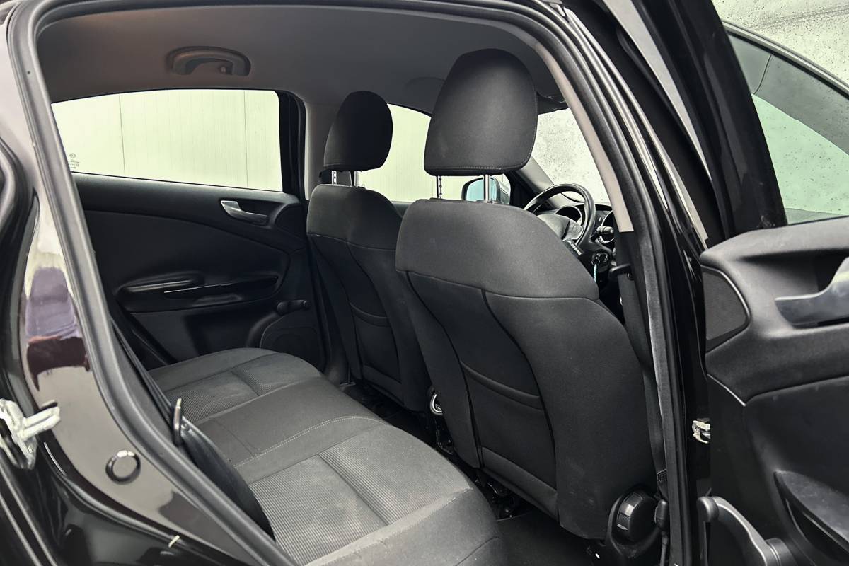 Alfa Romeo Giulietta Alfa Romeo Giulietta 1.4 T Distinctive | Cruise control | LED koplampen | Airco