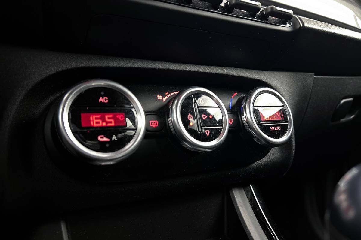 Alfa Romeo Giulietta Alfa Romeo Giulietta 1.4 T Distinctive | Cruise control | LED koplampen | Airco