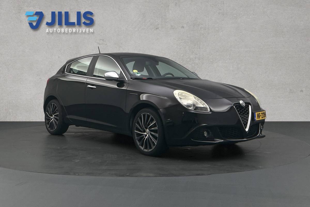 Alfa Romeo Giulietta Alfa Romeo Giulietta 1.4 T Distinctive | Cruise control | LED koplampen | Airco