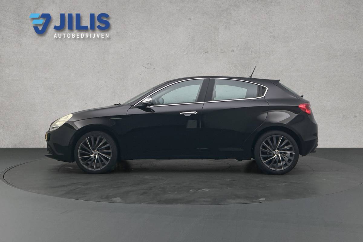 Alfa Romeo Giulietta Alfa Romeo Giulietta 1.4 T Distinctive | Cruise control | LED koplampen | Airco