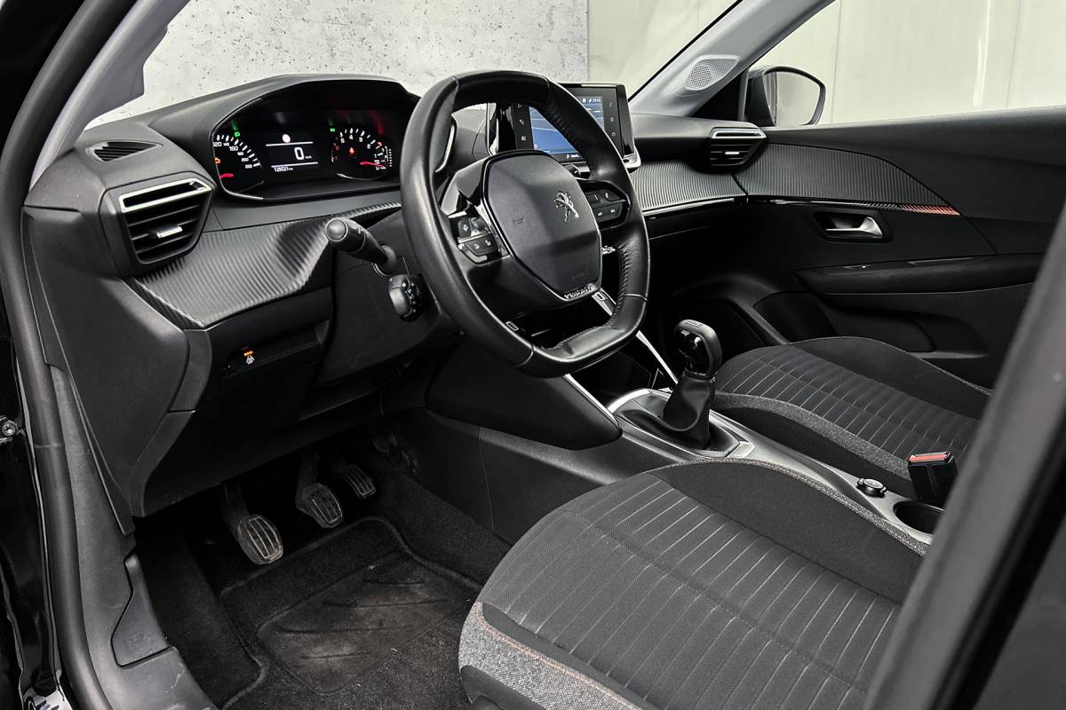 Peugeot 208 Peugeot 208 1.2 PureTech Blue Lease Active | Cruise control | Apple Carplay