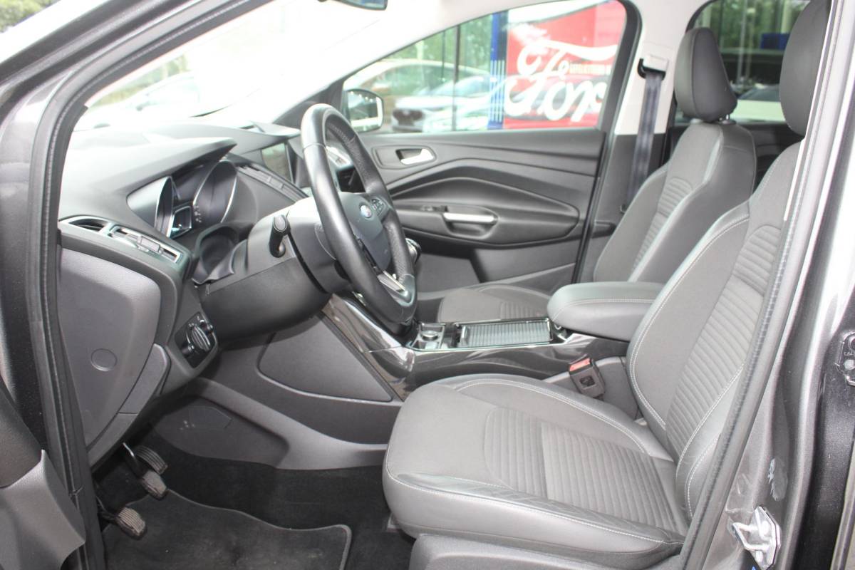 Ford Kuga Ford Kuga 1.5 EcoBoost Titanium | Stoelverwarming | Voorruitverwarming | Trekhaak | Cruise Control