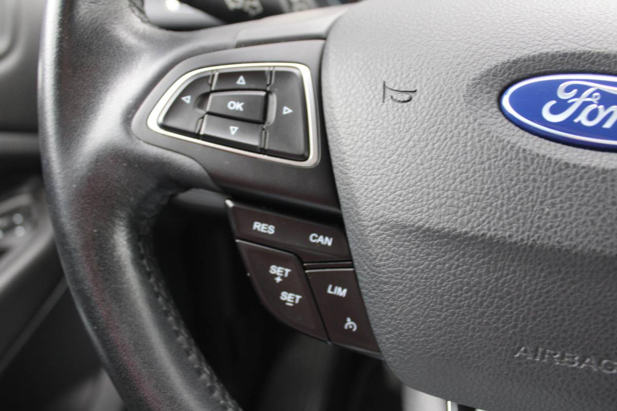 Ford Kuga Ford Kuga 1.5 EcoBoost Titanium | Stoelverwarming | Voorruitverwarming | Trekhaak | Cruise Control