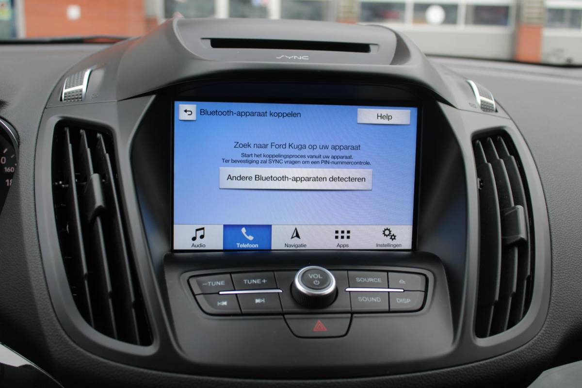 Ford Kuga Ford Kuga 1.5 EcoBoost Titanium | Stoelverwarming | Voorruitverwarming | Trekhaak | Cruise Control