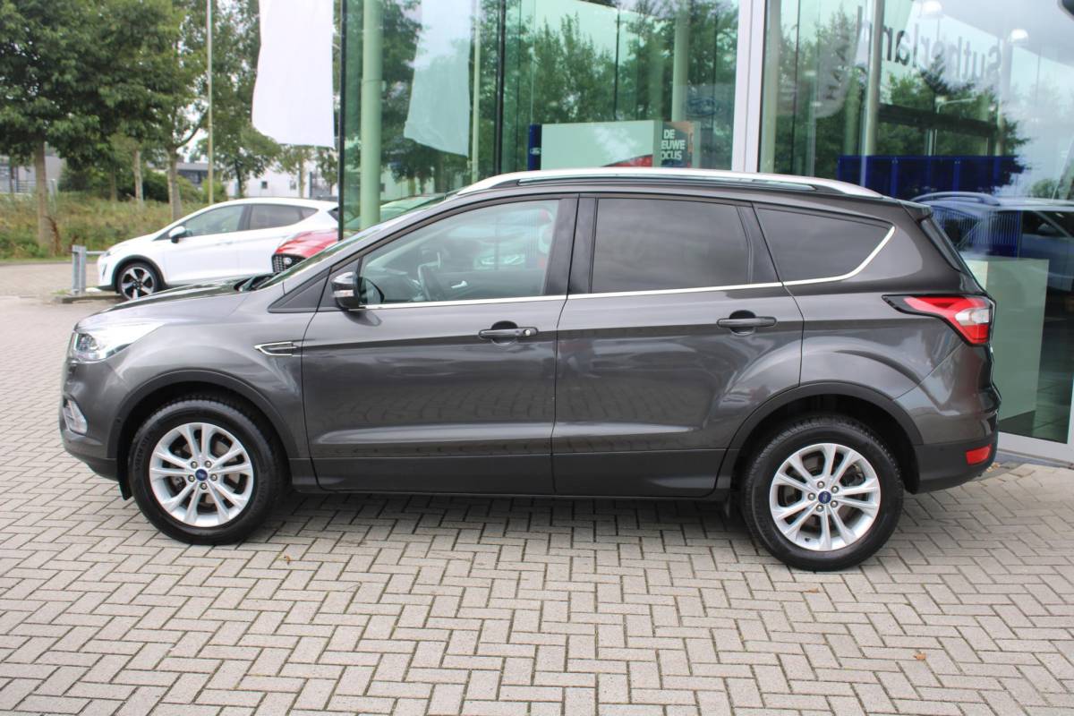 Ford Kuga Ford Kuga 1.5 EcoBoost Titanium | Stoelverwarming | Voorruitverwarming | Trekhaak | Cruise Control