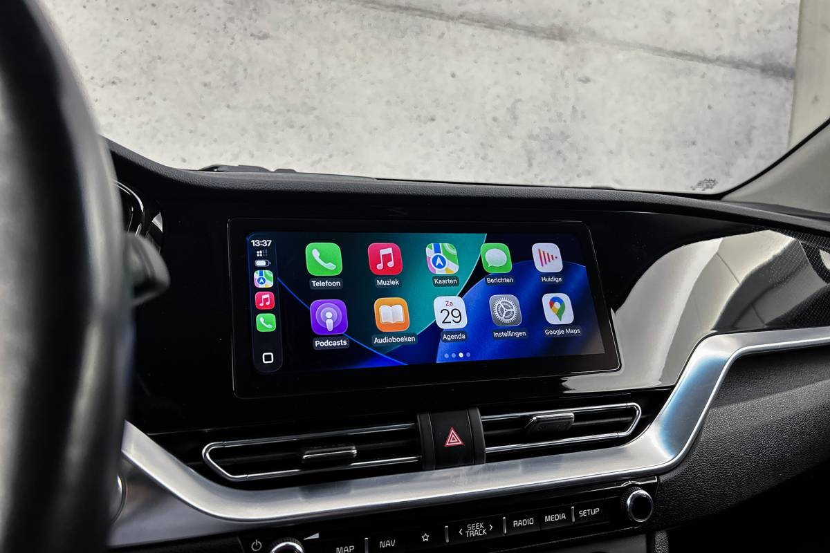 Kia e-Niro Kia e-Niro Edition 64 kWh | Stoelverwarming | Half lederen bekleding | Camera