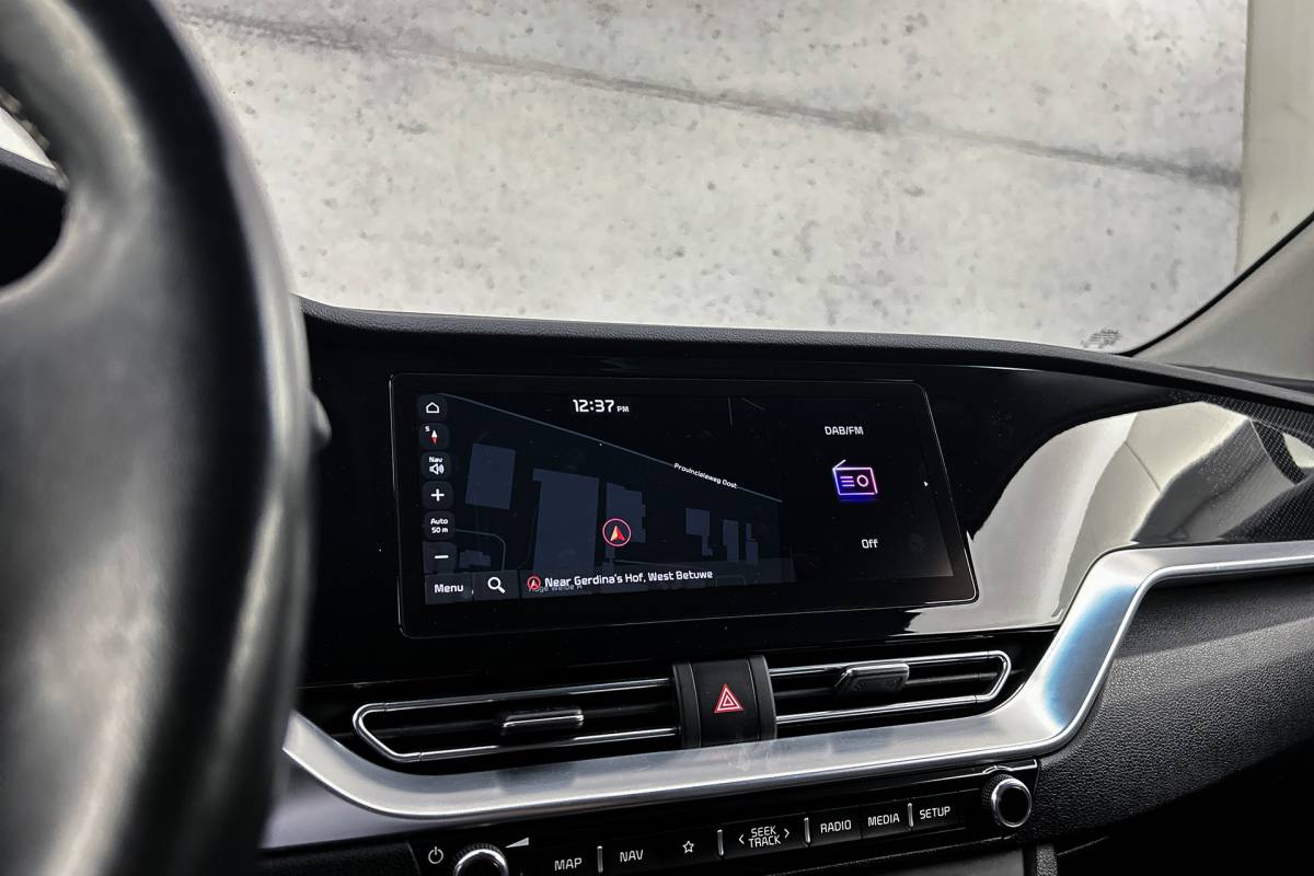 Kia e-Niro Kia e-Niro Edition 64 kWh | Stoelverwarming | Half lederen bekleding | Camera
