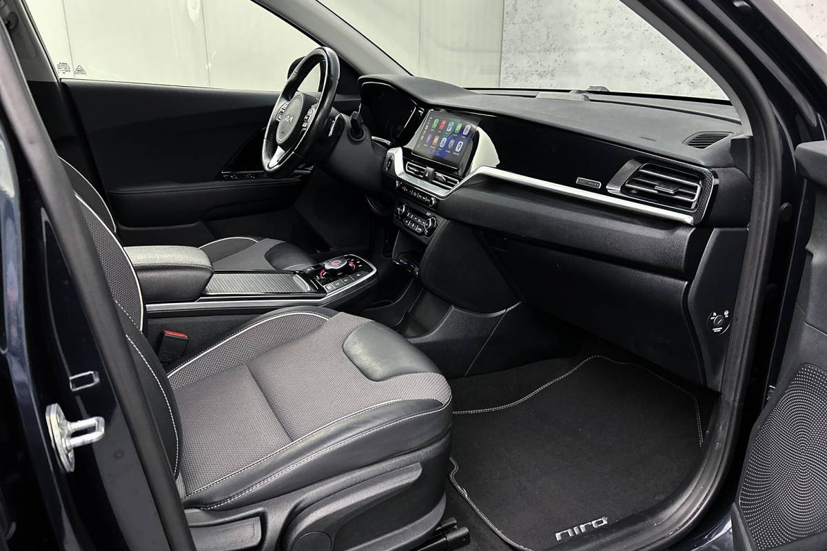 Kia e-Niro Kia e-Niro Edition 64 kWh | Stoelverwarming | Half lederen bekleding | Camera