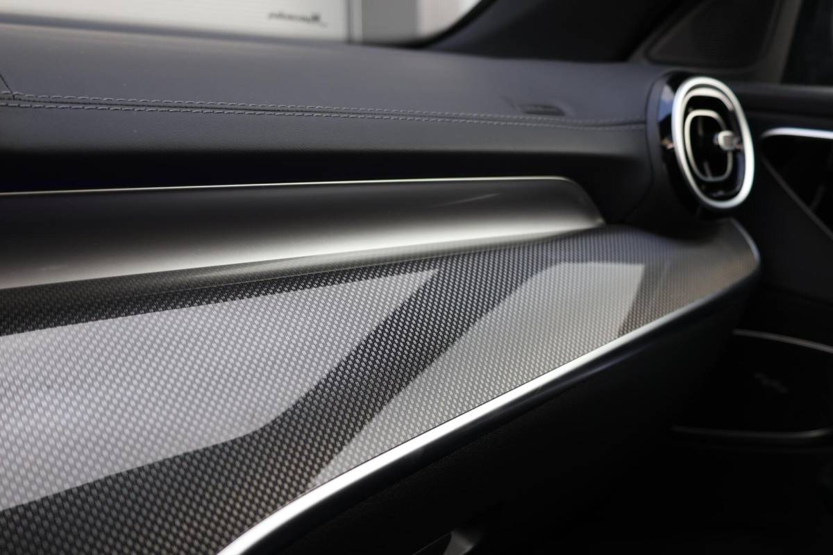 Mercedes-Benz C-Klasse Mercedes C-klasse Estate 220 d AMG Line / Panoramadak / Burmester Surround / Massage Stoelen / Night Pakket / Trekhaak Wegklapbaar