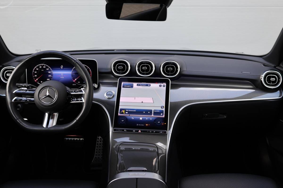 Mercedes-Benz C-Klasse Mercedes C-klasse Estate 220 d AMG Line / Panoramadak / Burmester Surround / Massage Stoelen / Night Pakket / Trekhaak Wegklapbaar