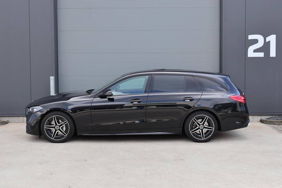 Mercedes-Benz C-Klasse Mercedes C-klasse Estate 220 d AMG Line / Panoramadak / Burmester Surround / Massage Stoelen / Night Pakket / Trekhaak Wegklapbaar