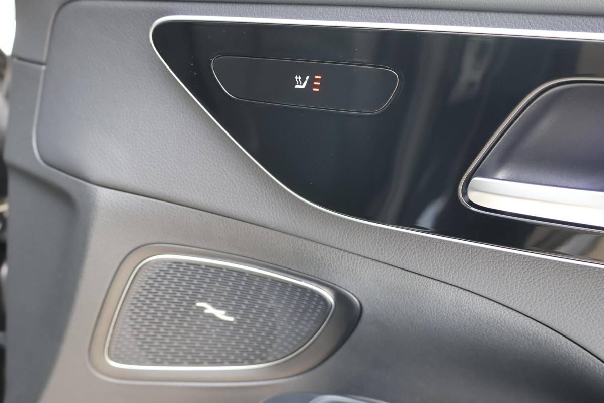 Mercedes-Benz C-Klasse Mercedes C-klasse Estate 220 d AMG Line / Panoramadak / Burmester Surround / Massage Stoelen / Night Pakket / Trekhaak Wegklapbaar