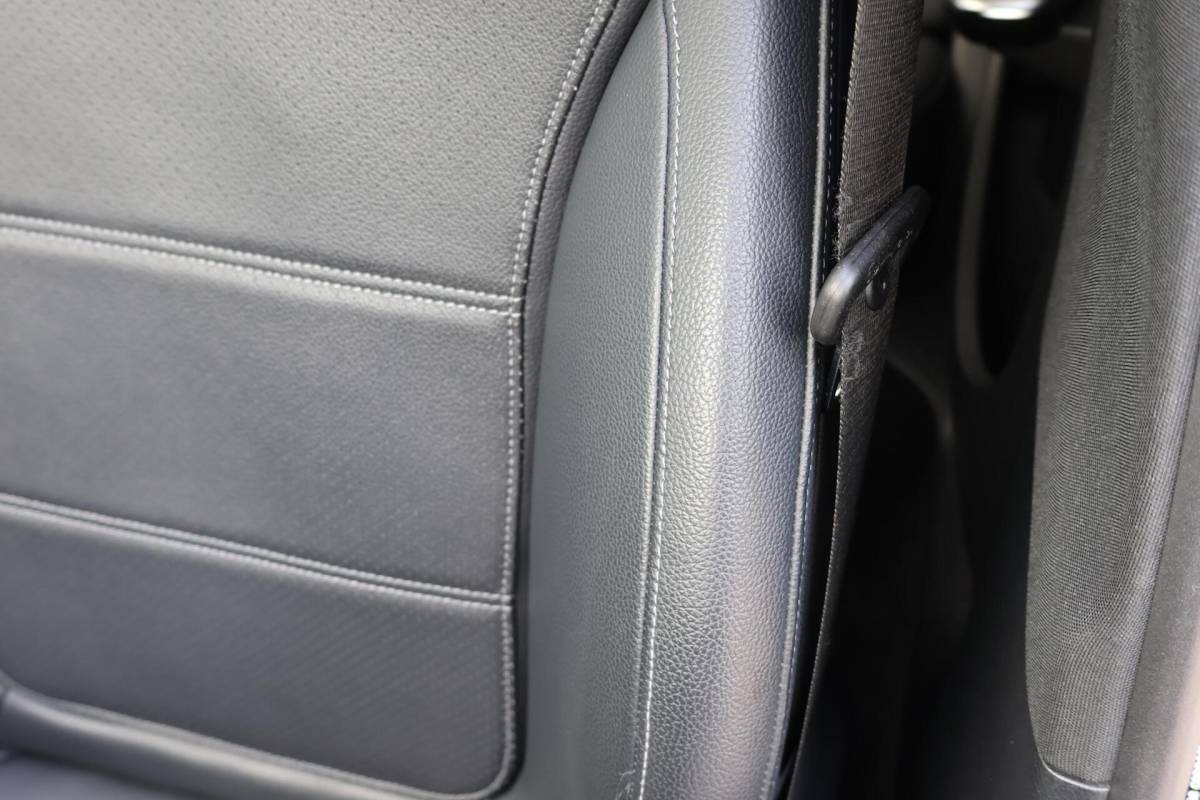 Mercedes-Benz C-Klasse Mercedes C-klasse Estate 220 d AMG Line / Panoramadak / Burmester Surround / Massage Stoelen / Night Pakket / Trekhaak Wegklapbaar