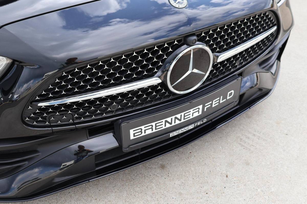 Mercedes-Benz C-Klasse Mercedes C-klasse Estate 220 d AMG Line / Panoramadak / Burmester Surround / Massage Stoelen / Night Pakket / Trekhaak Wegklapbaar