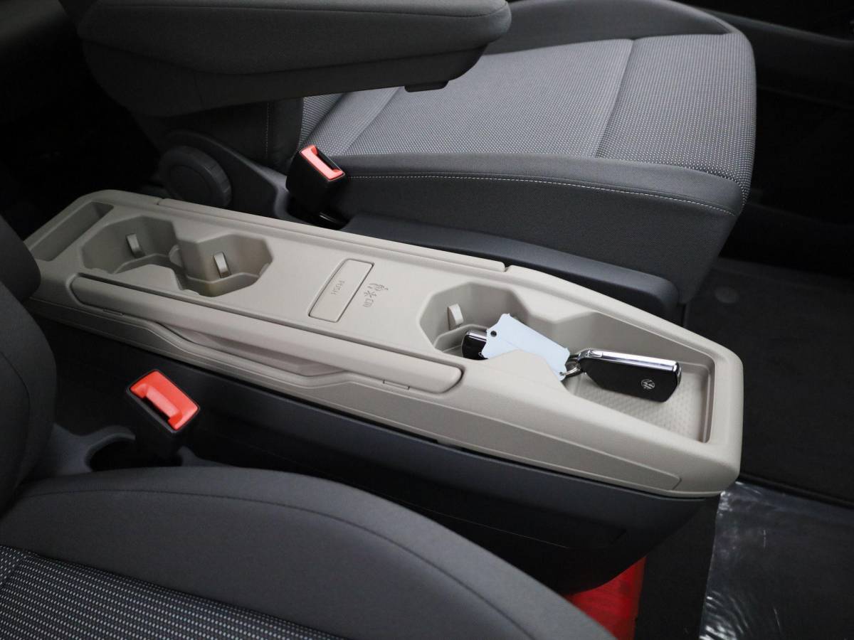 Volkswagen Multivan Volkswagen Bedrijfswagens Multivan Bulli Edition 1.5 eHybrid DSG 4Motion L2 725785