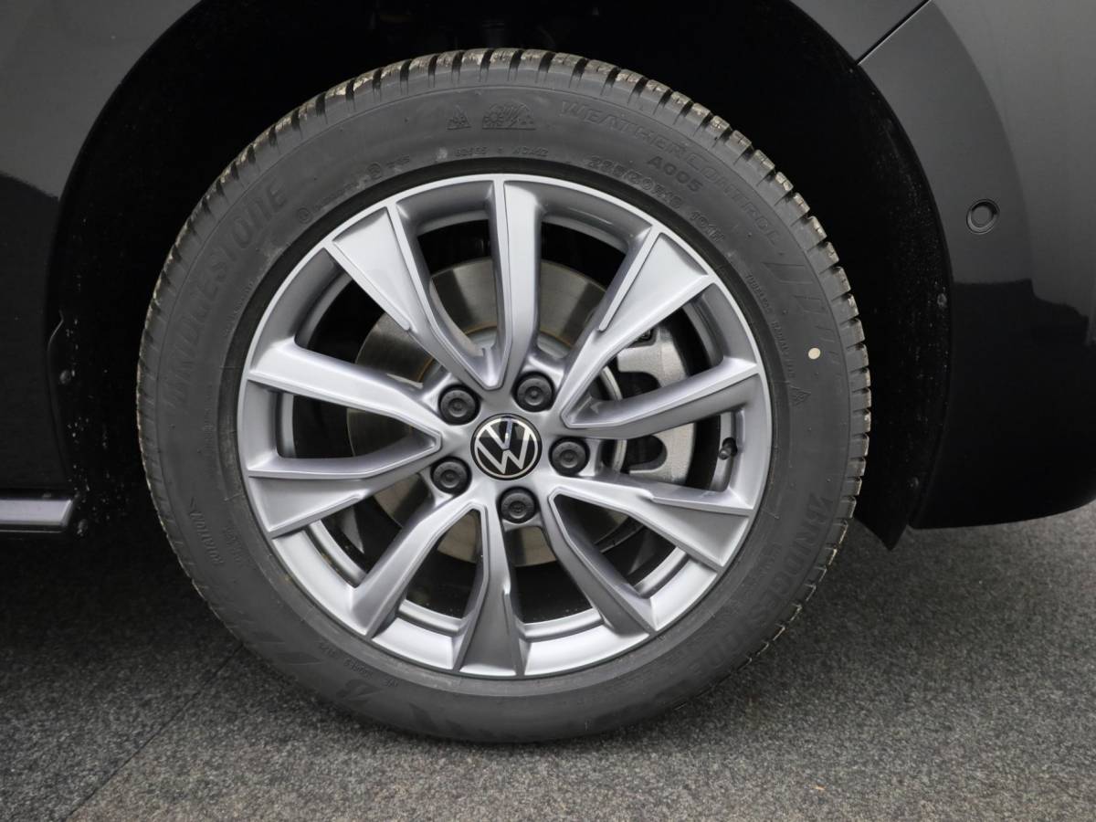 Volkswagen Multivan Volkswagen Bedrijfswagens Multivan Bulli Edition 1.5 eHybrid DSG 4Motion L2 725785