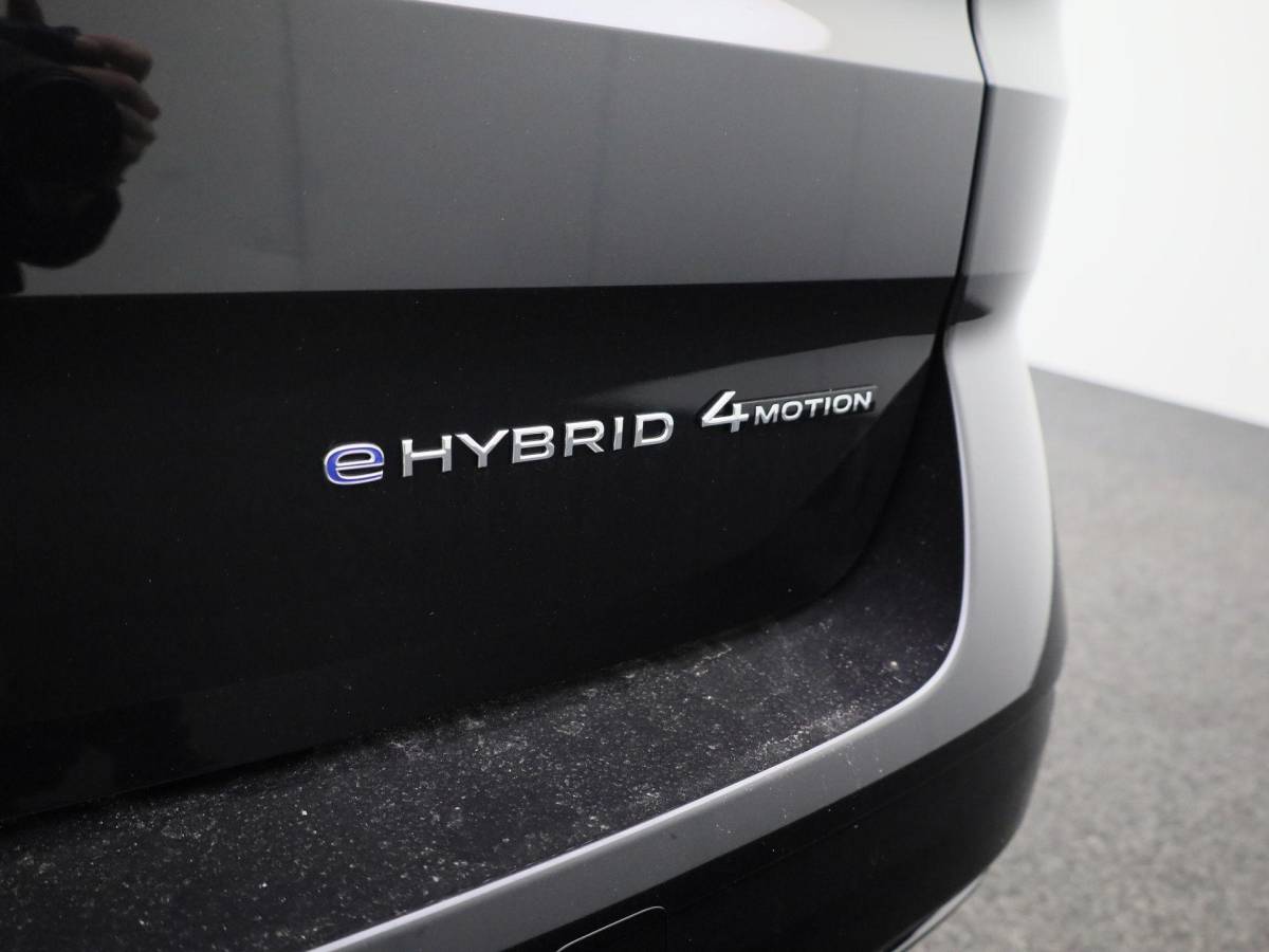 Volkswagen Multivan Volkswagen Bedrijfswagens Multivan Bulli Edition 1.5 eHybrid DSG 4Motion L2 725785