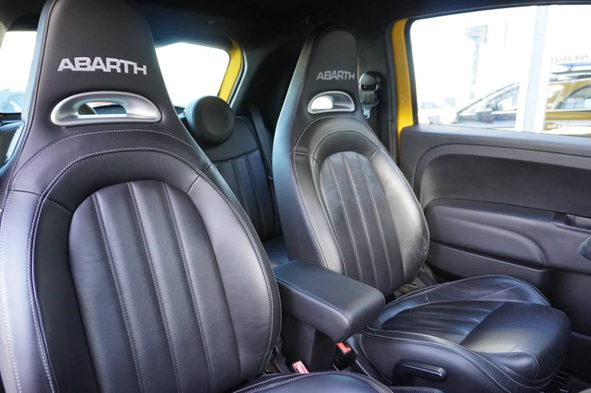 Fiat 500 Fiat 500 1.4 T-Jet Abarth Competizione 595 Automaat | 91.000KM | NL auto | Vol opties | 180PK | Inruil mogelijk