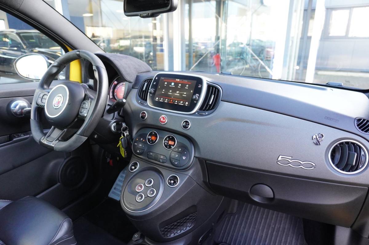 Fiat 500 Fiat 500 1.4 T-Jet Abarth Competizione 595 Automaat | 91.000KM | NL auto | Vol opties | 180PK | Inruil mogelijk