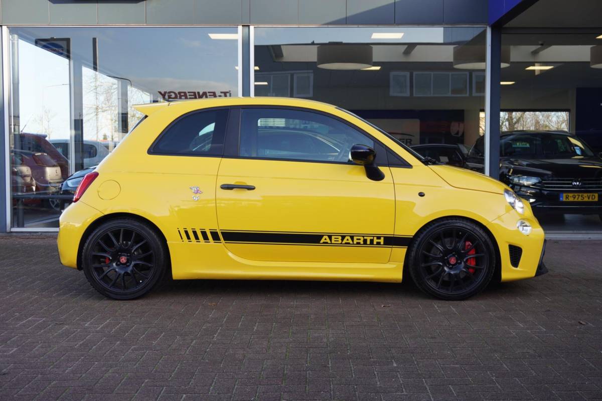 Fiat 500 Fiat 500 1.4 T-Jet Abarth Competizione 595 Automaat | 91.000KM | NL auto | Vol opties | 180PK | Inruil mogelijk