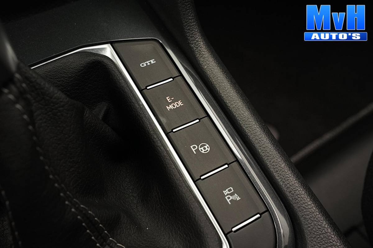 Volkswagen Tiguan Volkswagen Tiguan 1.4 TSI PHEV R-Line|PANO|STOEL/STUUR.VERW