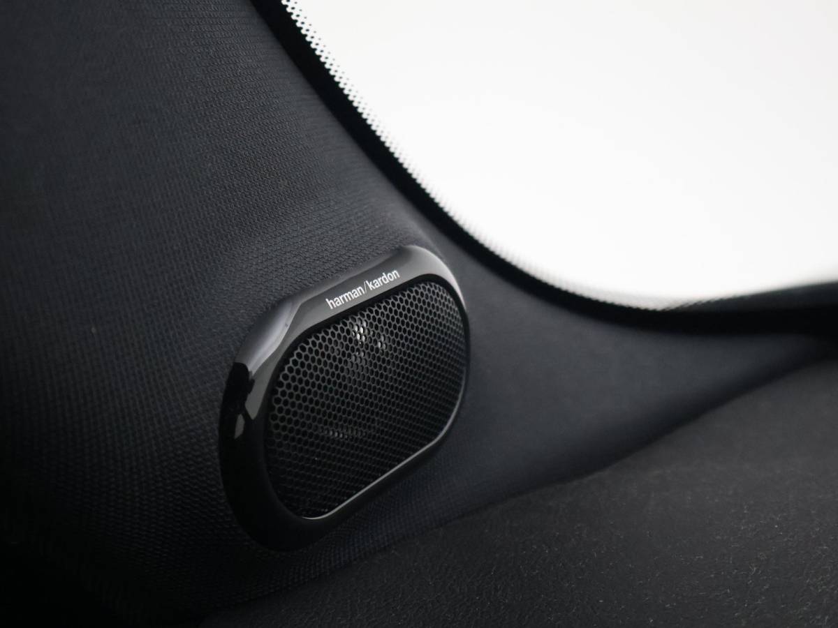 MINI 5-Deurs MINI 5-Deurs 1.5 COOPER AUT. + LEDER | UNION JACK LED | HARMAN/KARDON | MINI YOURS | APPLE CARPLAY