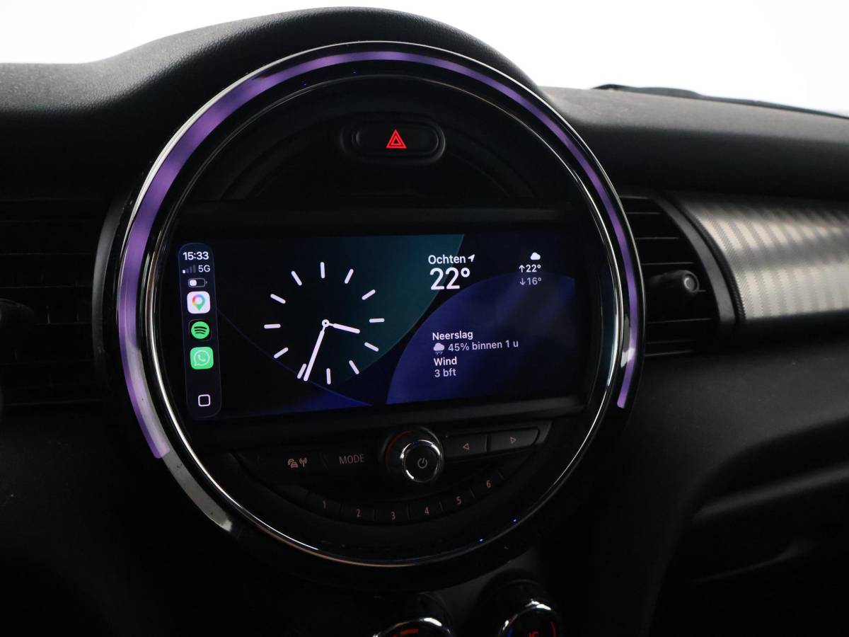 MINI 5-Deurs MINI 5-Deurs 1.5 COOPER AUT. + LEDER | UNION JACK LED | HARMAN/KARDON | MINI YOURS | APPLE CARPLAY