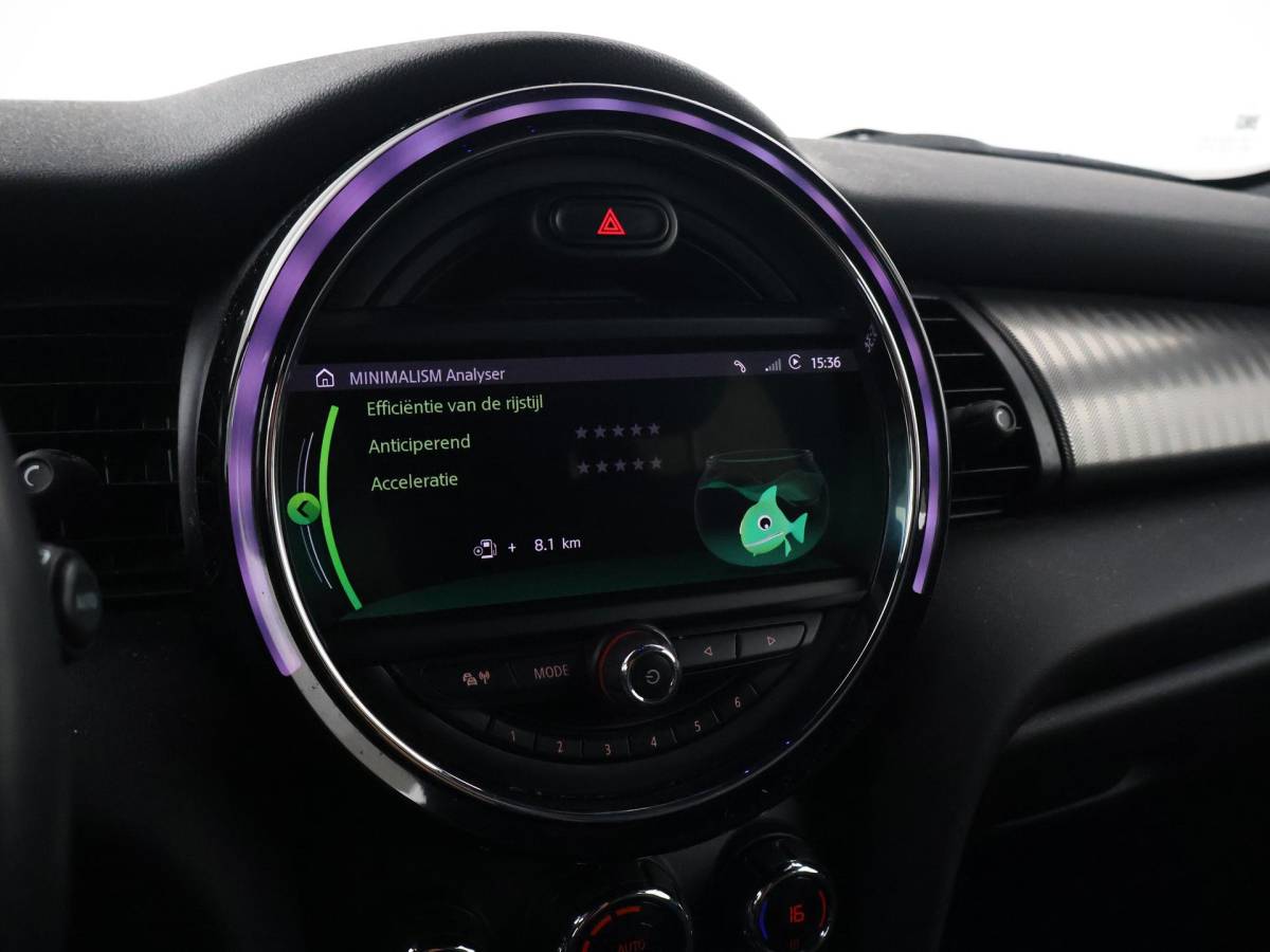 MINI 5-Deurs MINI 5-Deurs 1.5 COOPER AUT. + LEDER | UNION JACK LED | HARMAN/KARDON | MINI YOURS | APPLE CARPLAY