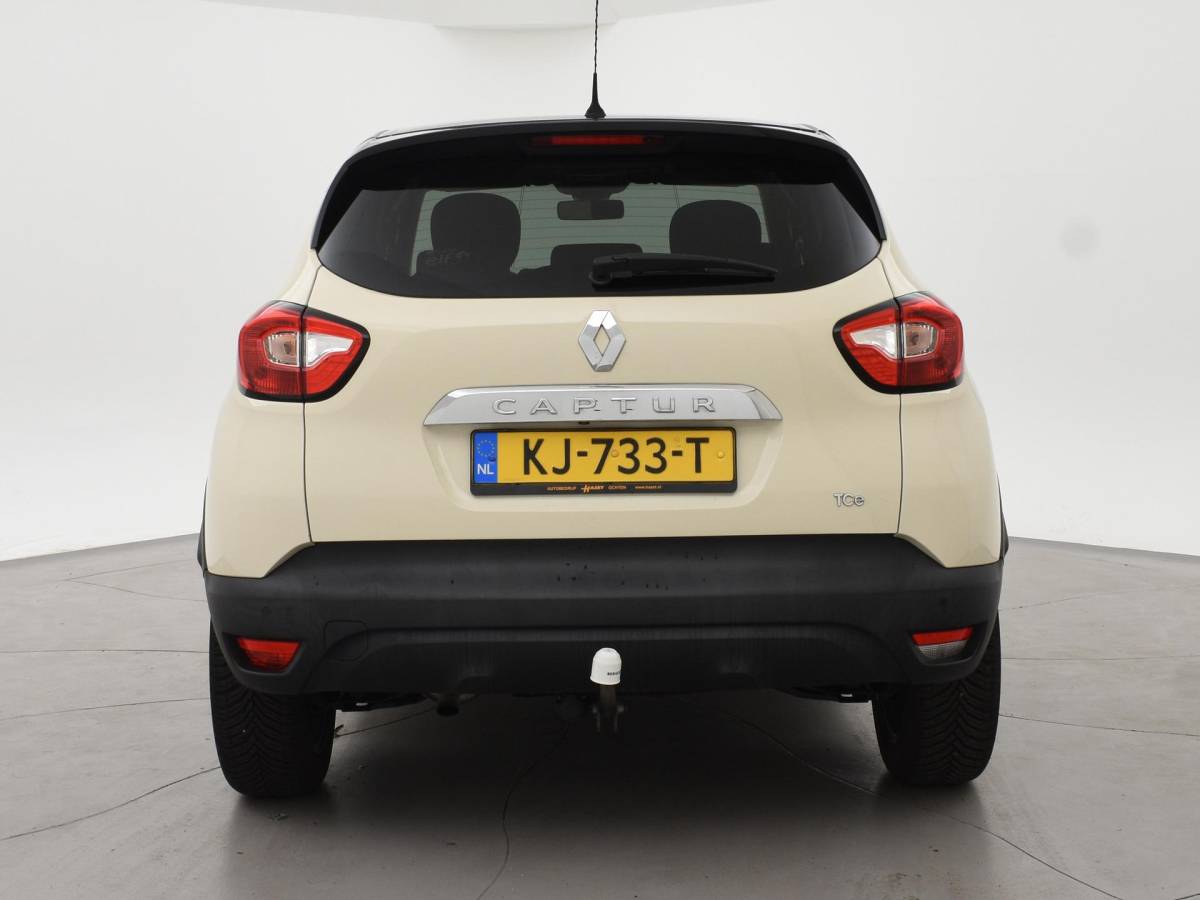 Renault Captur Renault Captur 1.2 TCe TWO-TONE DYNAMIQUE AUTOMAAT + CAMERA | TREKHAAK | KEYLESS | NAVIGATIE