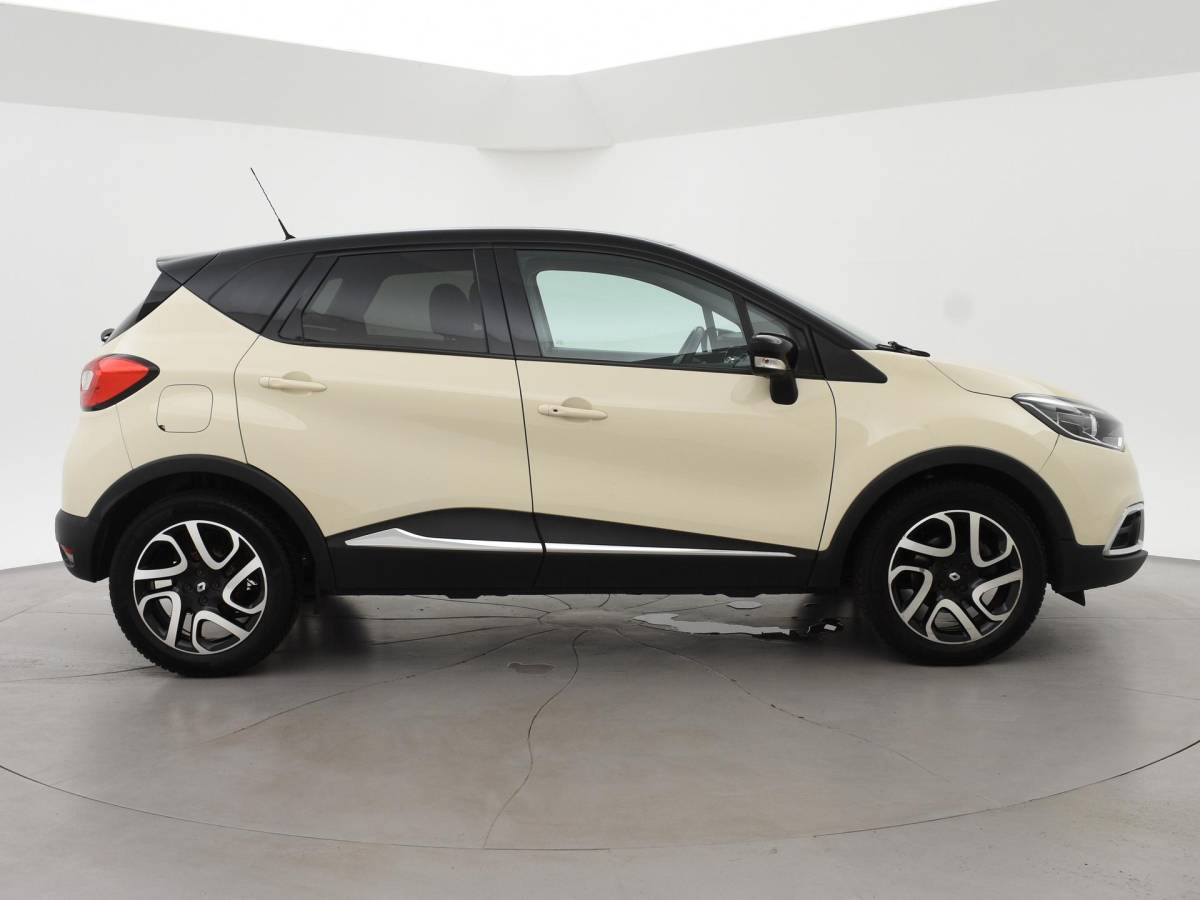 Renault Captur Renault Captur 1.2 TCe TWO-TONE DYNAMIQUE AUTOMAAT + CAMERA | TREKHAAK | KEYLESS | NAVIGATIE