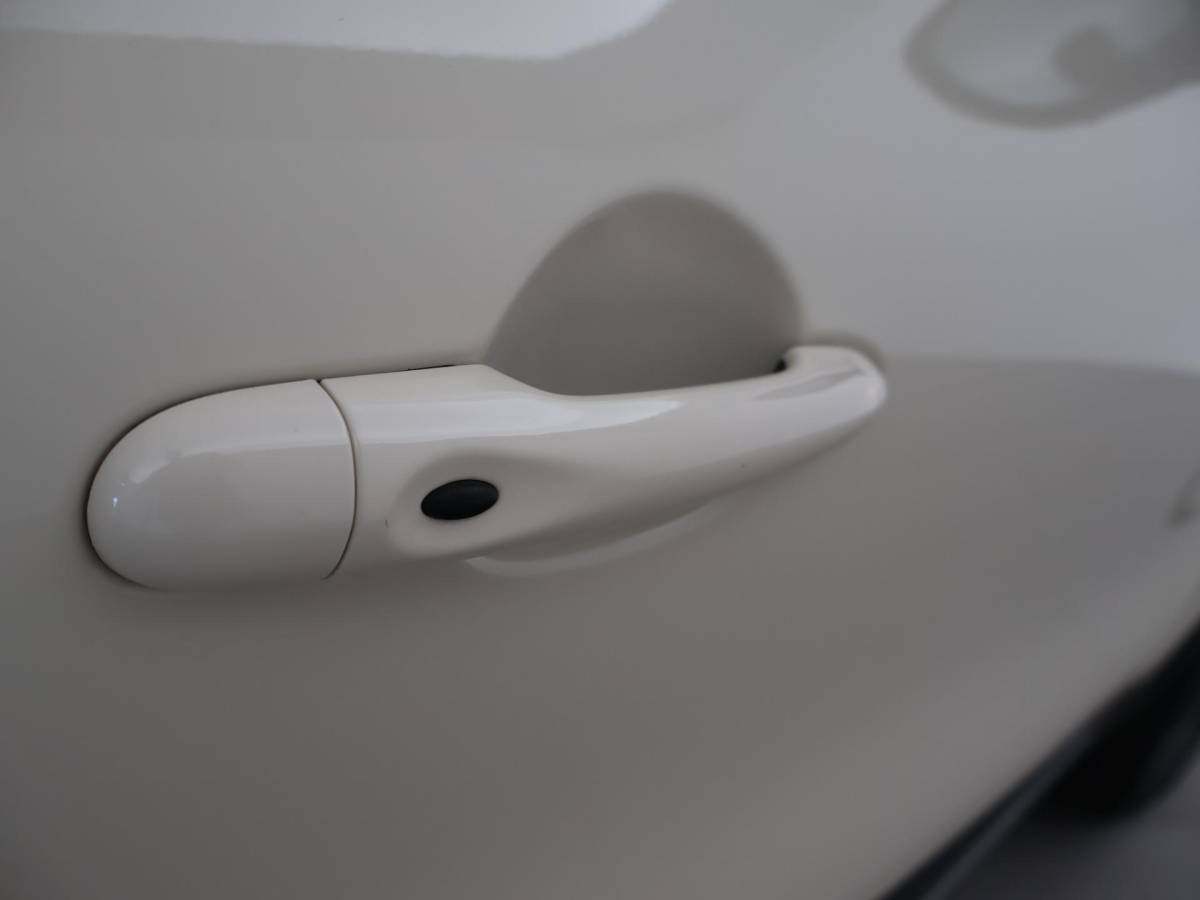 Renault Captur Renault Captur 1.2 TCe TWO-TONE DYNAMIQUE AUTOMAAT + CAMERA | TREKHAAK | KEYLESS | NAVIGATIE